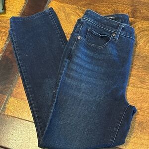 Talbots size 8 straight leg jean EUC